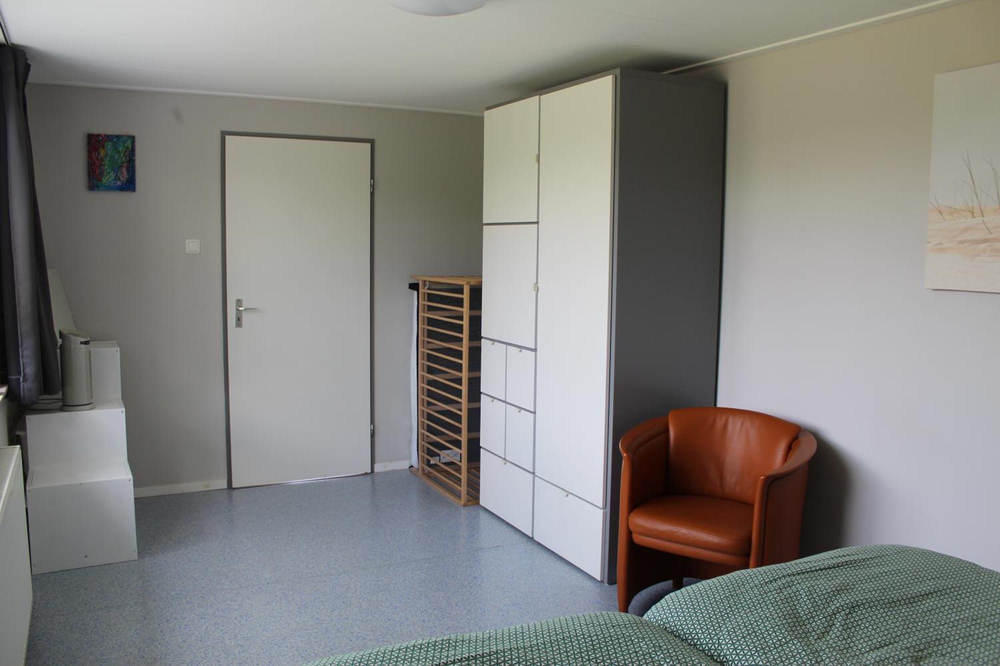 Vrijstaande Ruime Familiewoning Landelijk Gelegen Villa Lewedorp Buitenkant foto