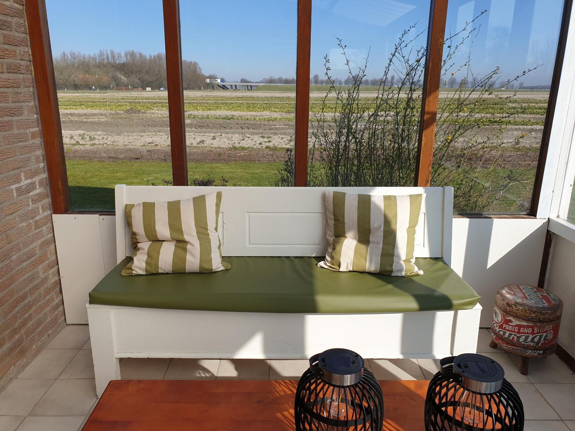 Vrijstaande Ruime Familiewoning Landelijk Gelegen Villa Lewedorp Buitenkant foto